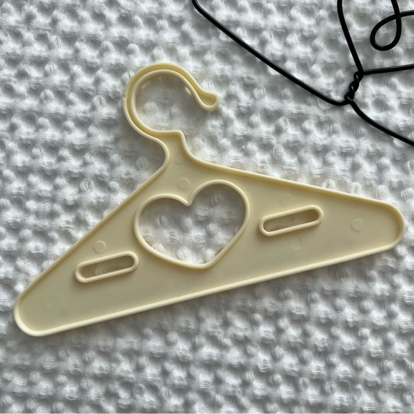 Pleasant Company American Girl Felicity Christmas Party Dress with hangers - Picture 13 of 15